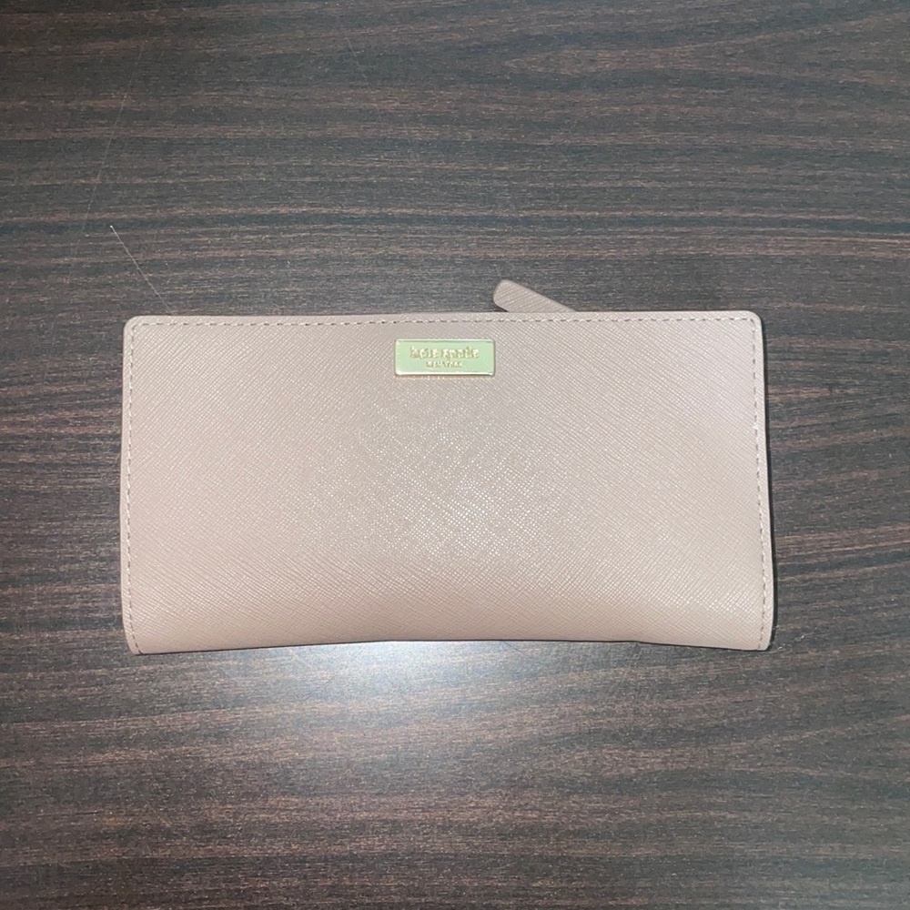 Wallet - image 1